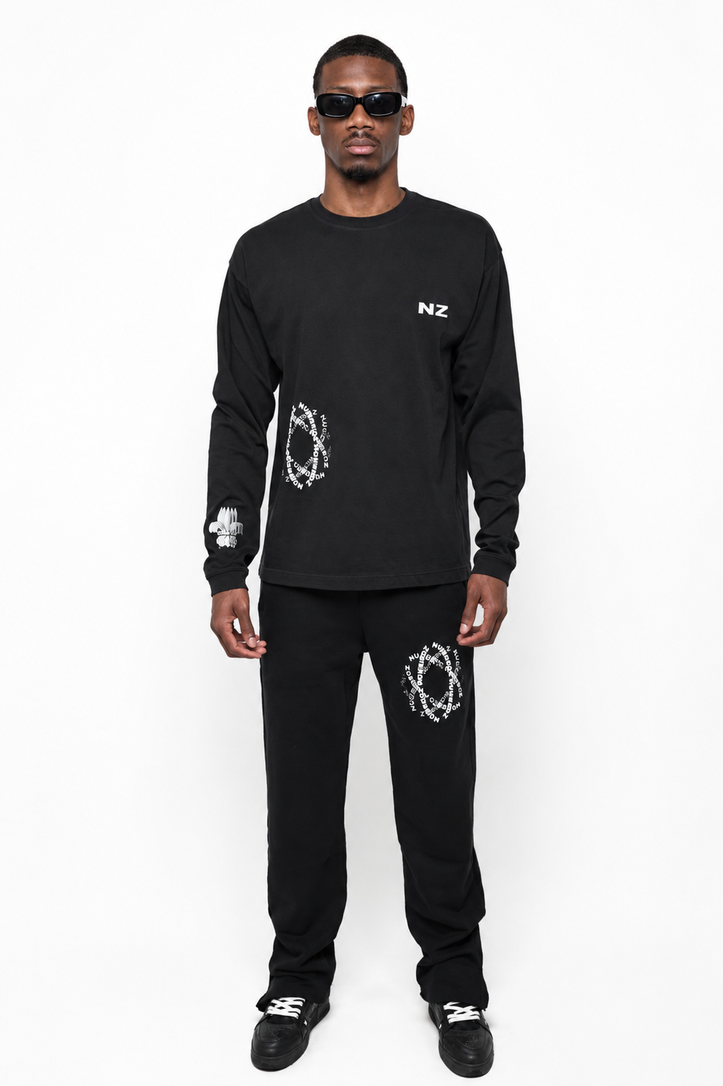LONGSLEEVE BLACK